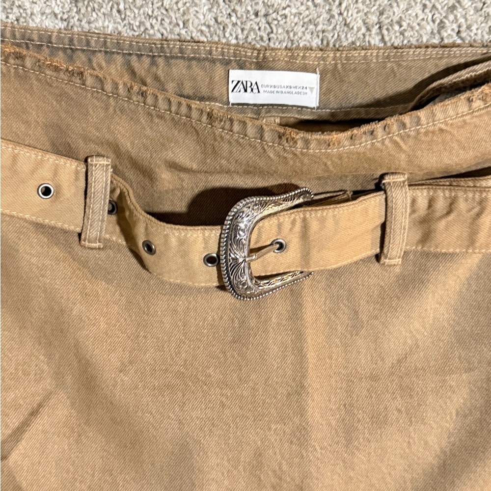 Zara Tan Mini Skirt with Belt - Picture 3 of 3